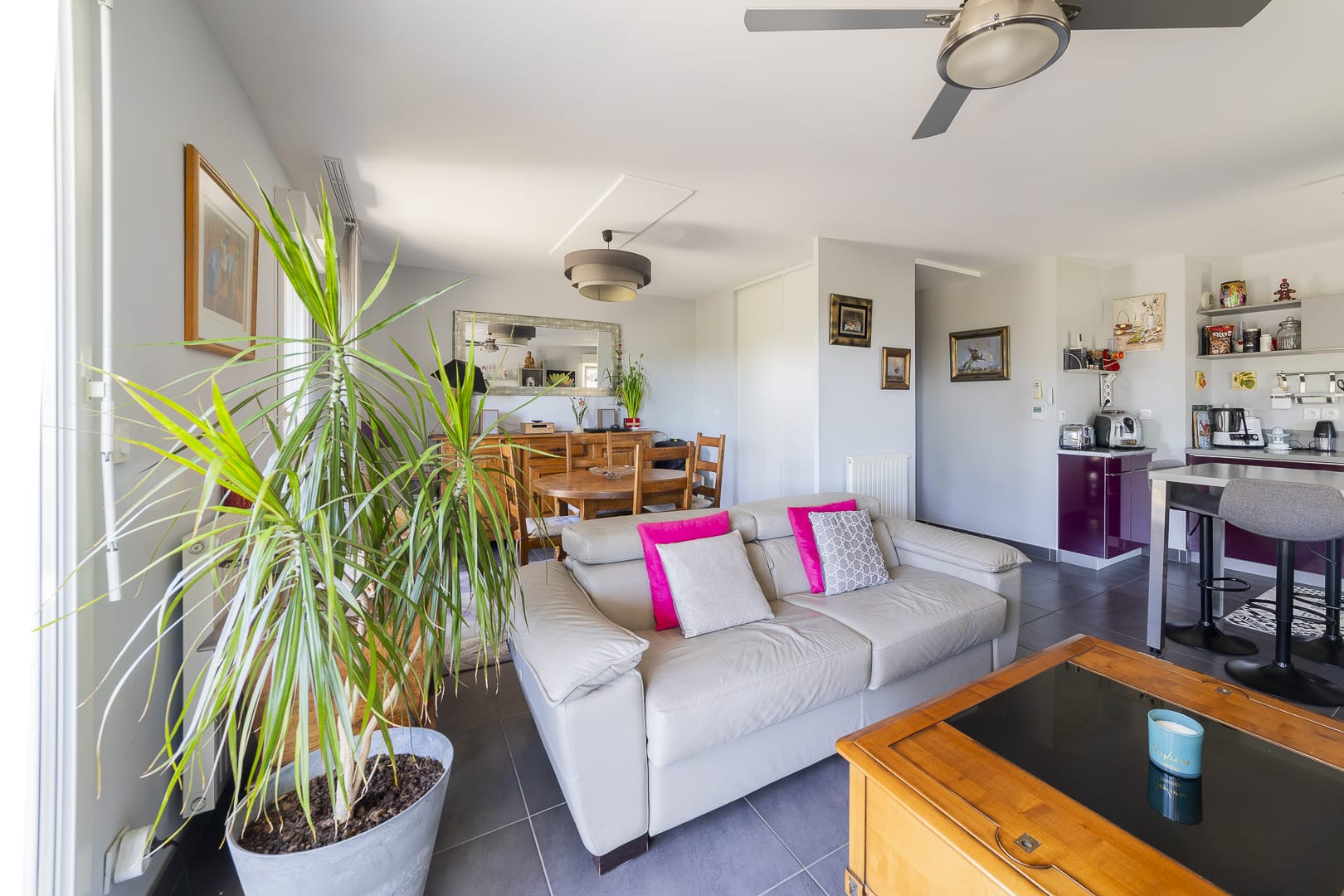 Appartement_Paul_Valery-1080p-06