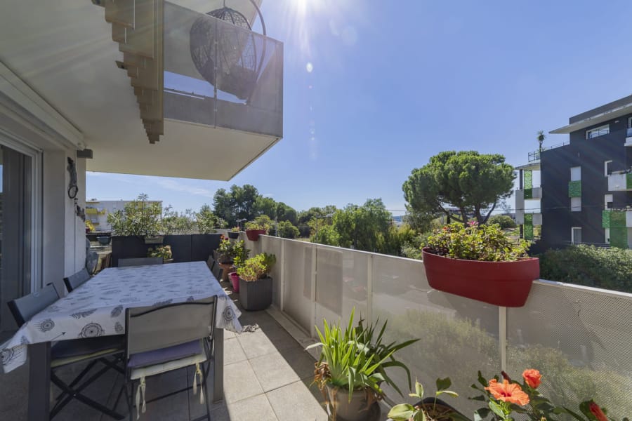 Appartement_Paul_Valery-1080p-24
